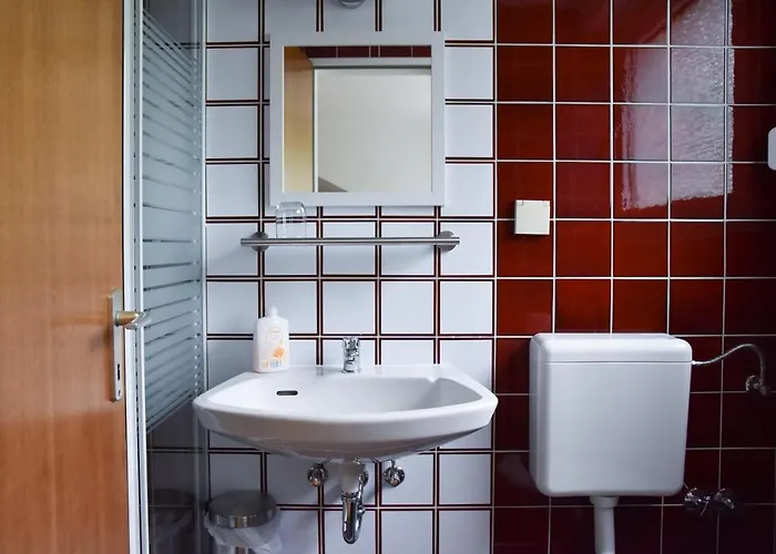 Mads Guest house Cologne